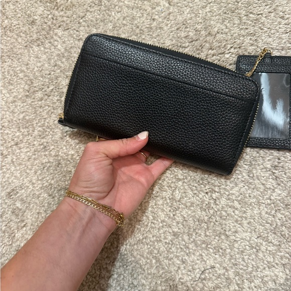 Tory Burch Black Leather Wallet and Card Holder - Picture 5 of 5